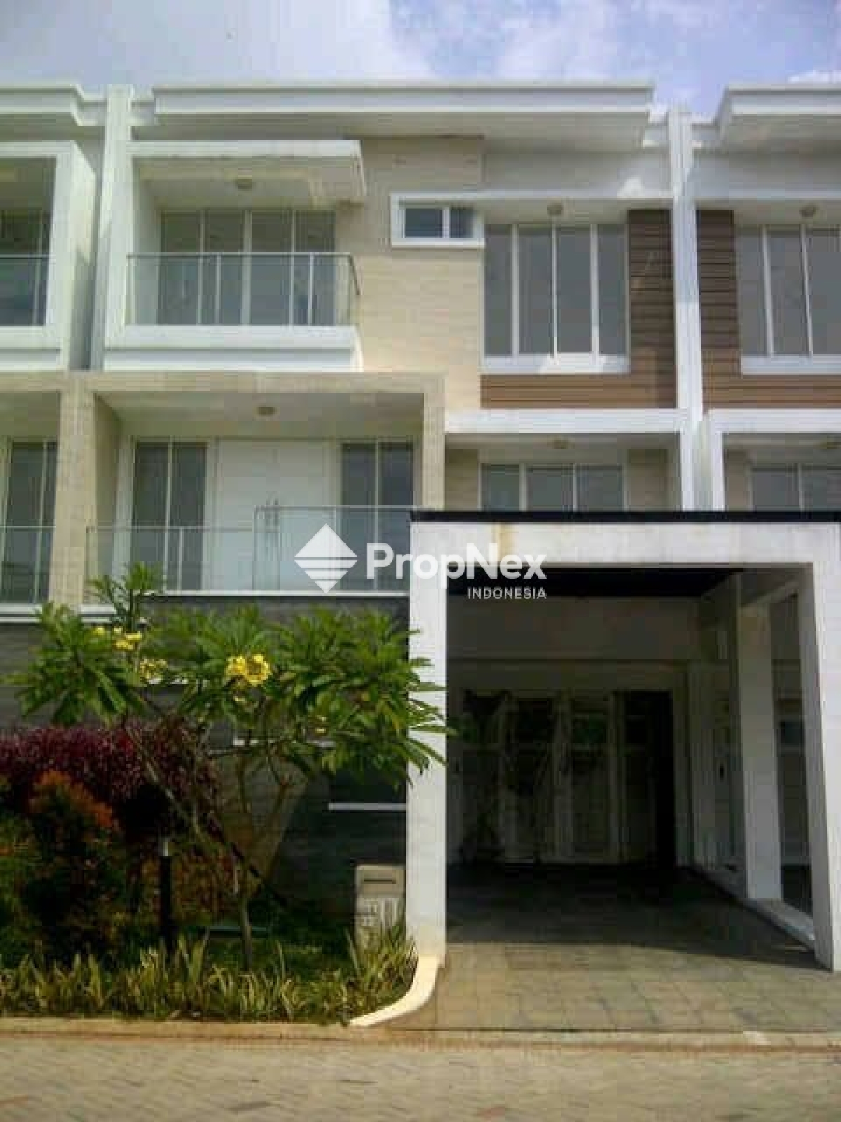 Golf Boulevard Pademangan JKT TMR