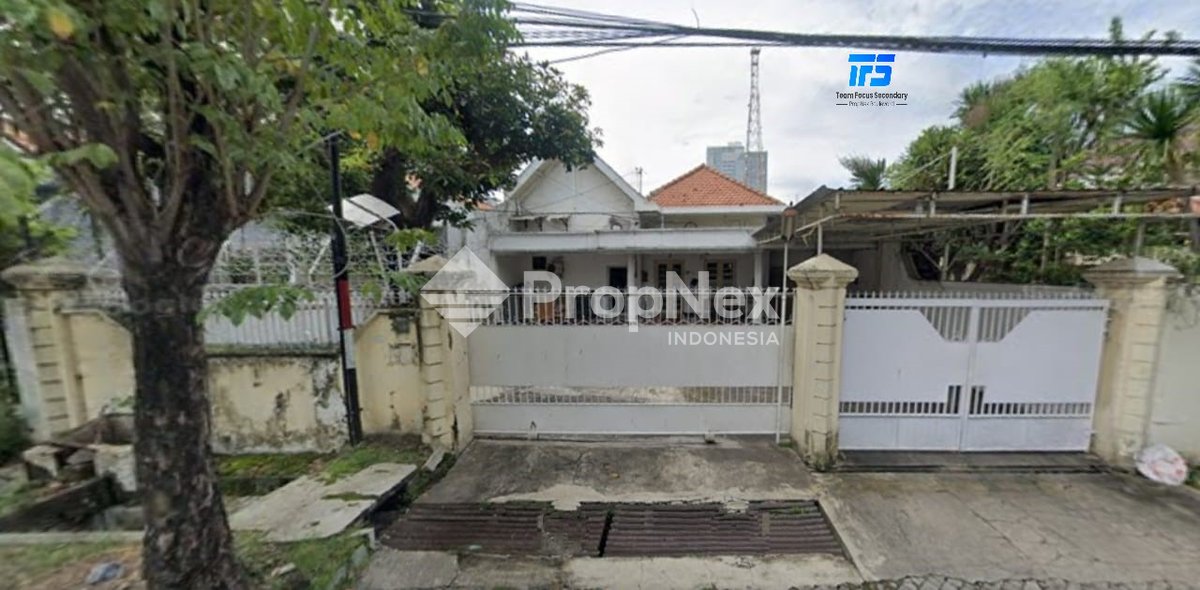 Jl. Embong kemiri