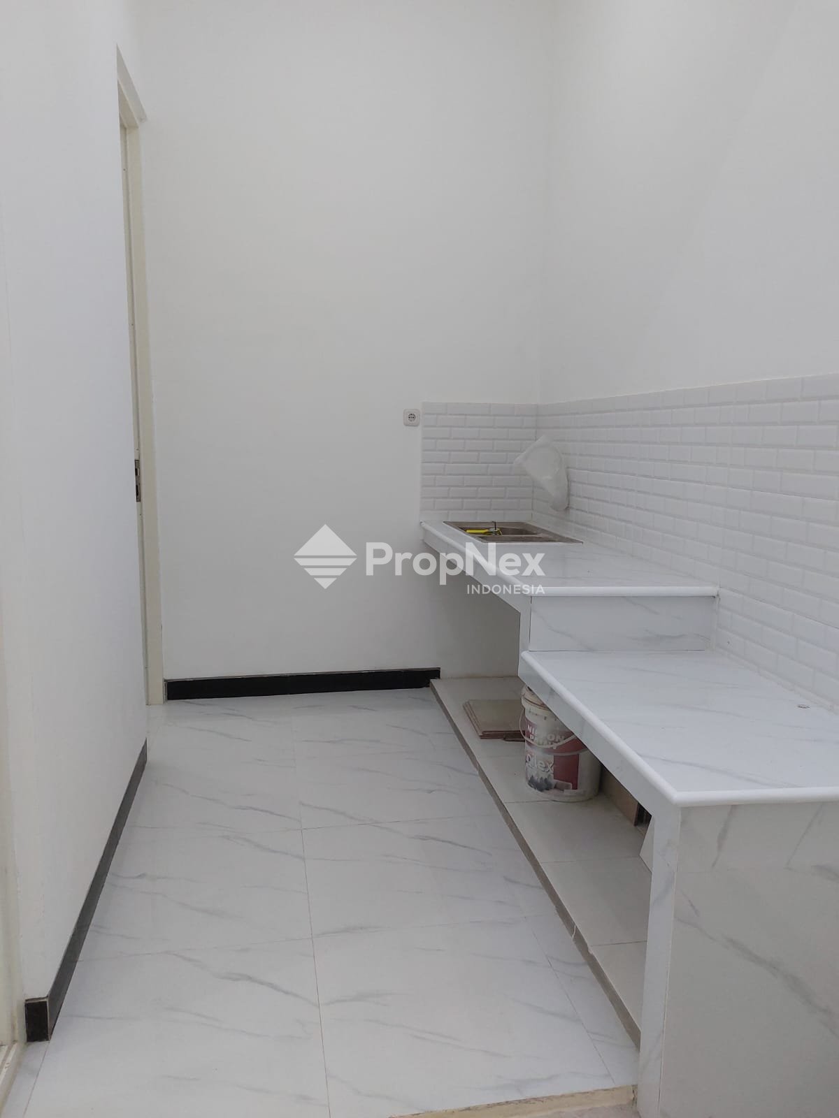 MULYOSARI UTARA RUMAH BARU GRESS — foto 4