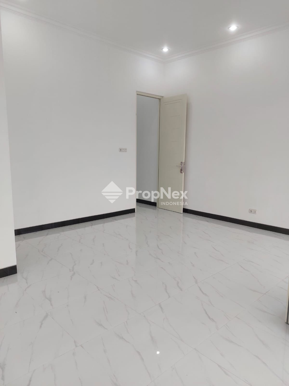 MULYOSARI UTARA RUMAH BARU GRESS — foto 6