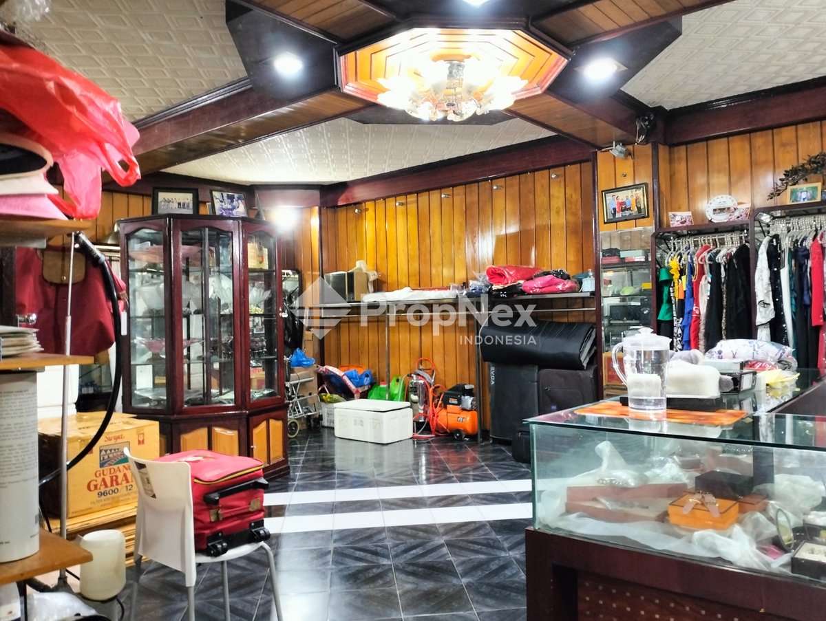 Ruko Showroom Komersial Lokasi Prime Balikpapan Kota — foto 2