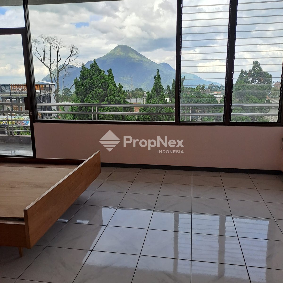 Villa Trawas dekat Royal Trawas View Gunung — foto 2