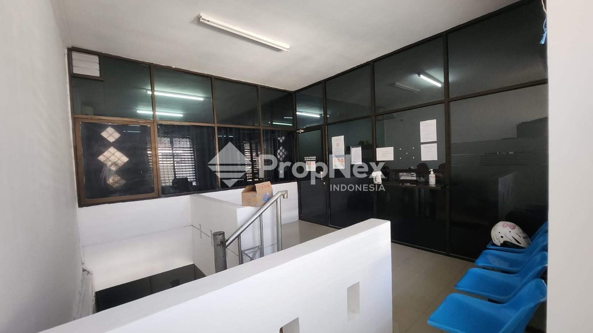 komersial ex kantor Manyar — foto 2