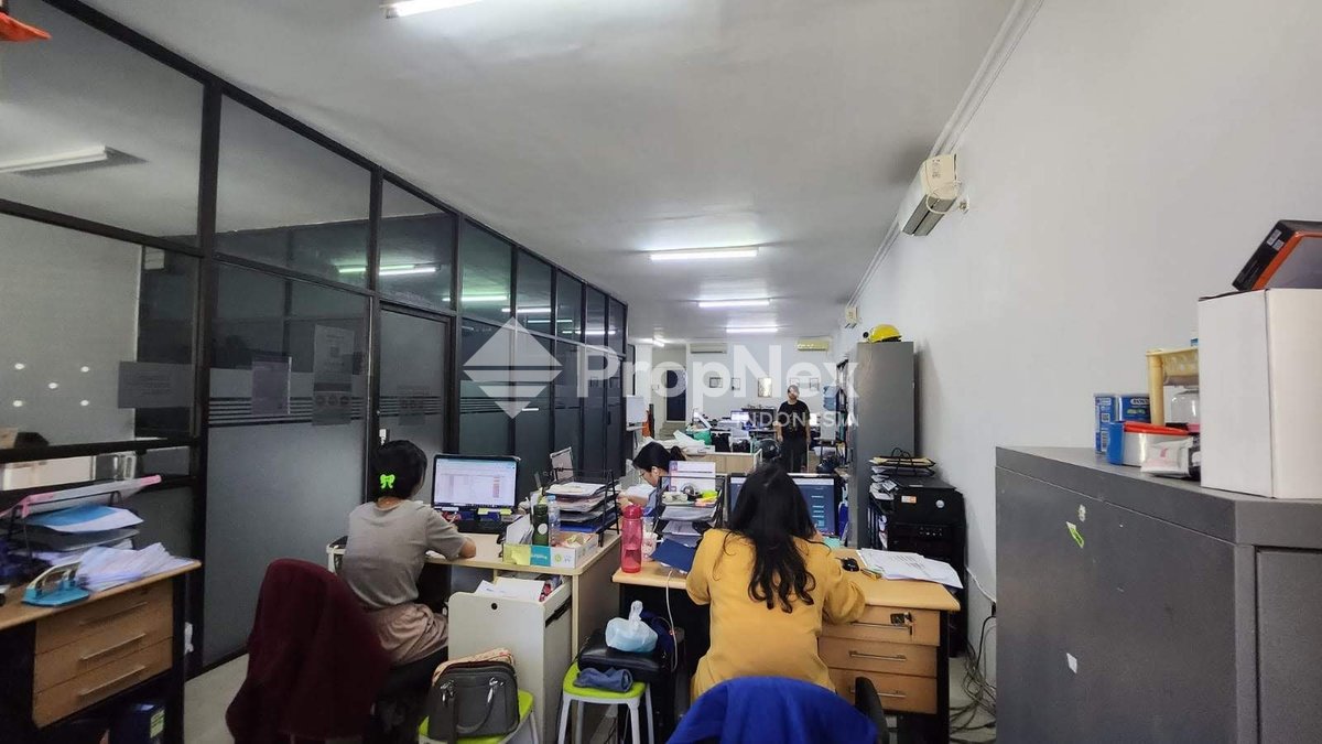 komersial ex kantor Manyar — foto 4