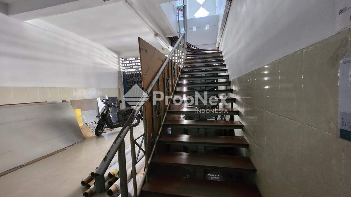 komersial ex kantor Manyar — foto 6