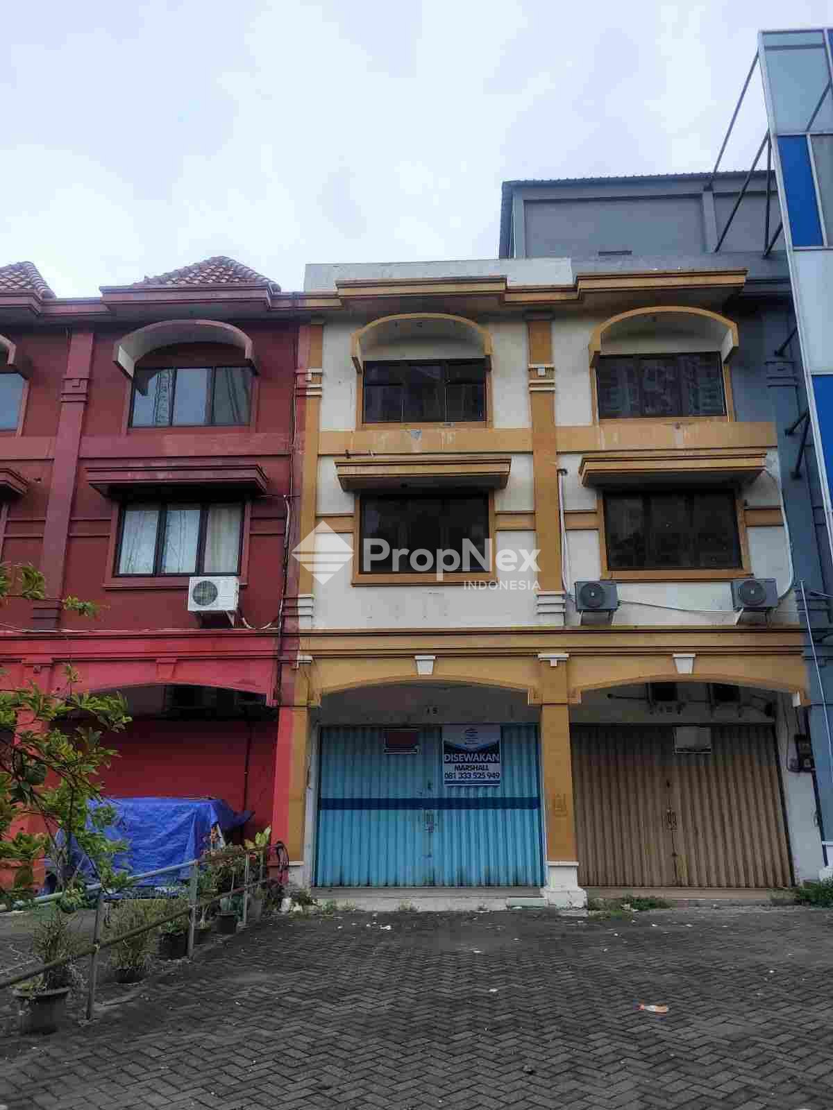 Ruko 3 Lantai Puncak Permai Square 0 Jalan Raya Puncak Permai 3