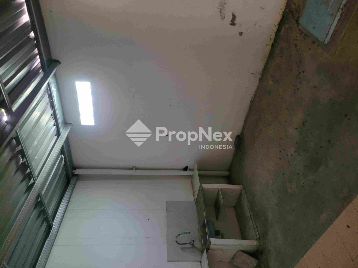 Ruko 3 Lantai Puncak Permai Square 0 Jalan Raya Puncak Permai 3 — foto 17
