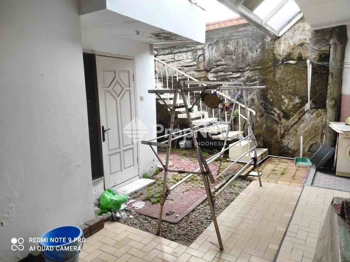DIJUAL RUMAH NGAGEL — foto 2