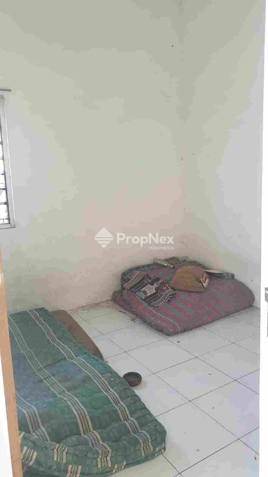 BANGUNAN KOMERSIAL Kuwung Magersari Mojokerto — foto 4