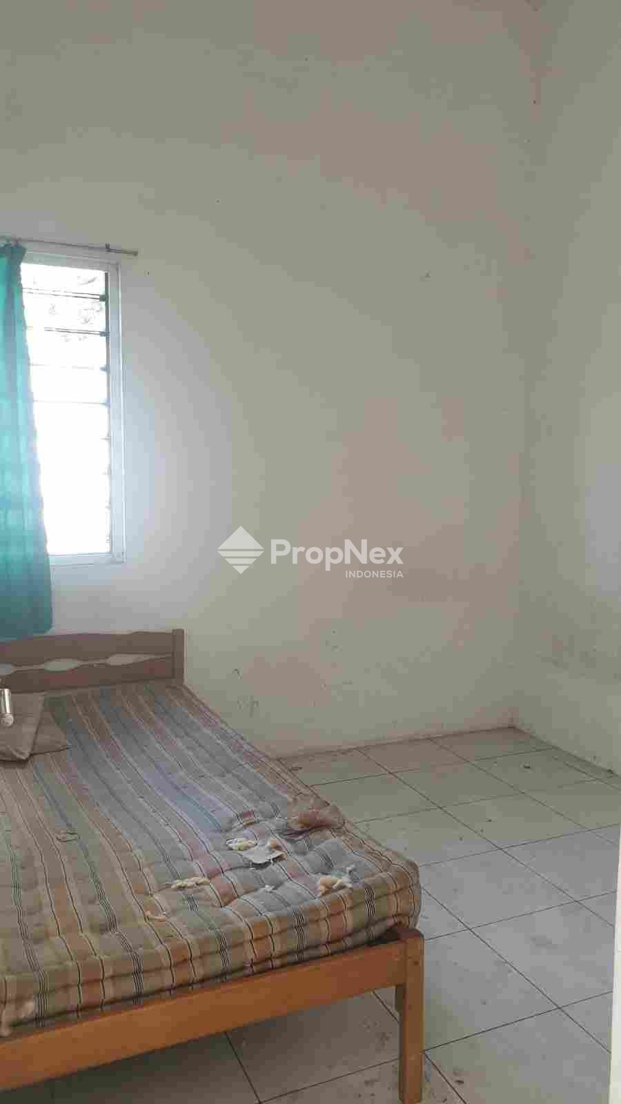 BANGUNAN KOMERSIAL Kuwung Magersari Mojokerto — foto 5