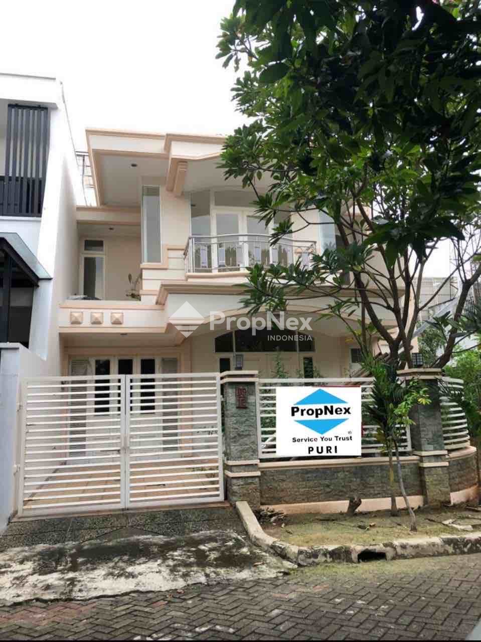 Rumah Mewah Mega Kebon Jeruk