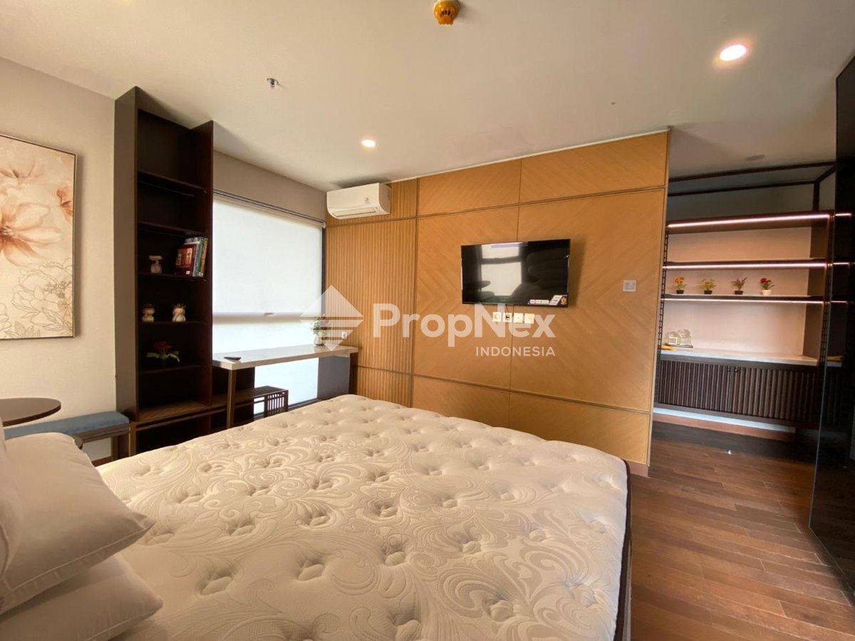 4BR Graha Golf Tower Alexa Lantai 6 Balkon Hadap Danau Long Golf View — foto 8