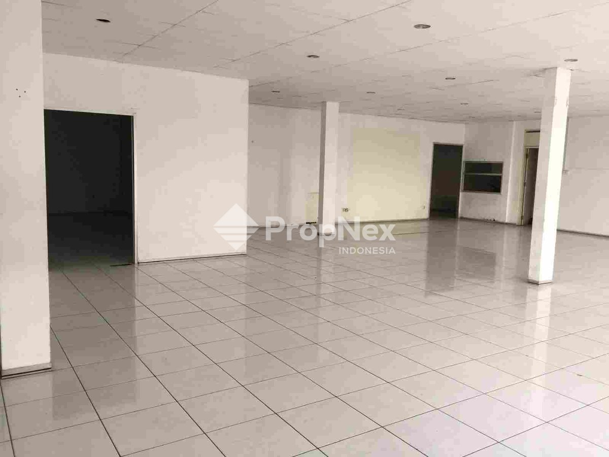 Disewa Tanah Dan Bangunan — foto 3