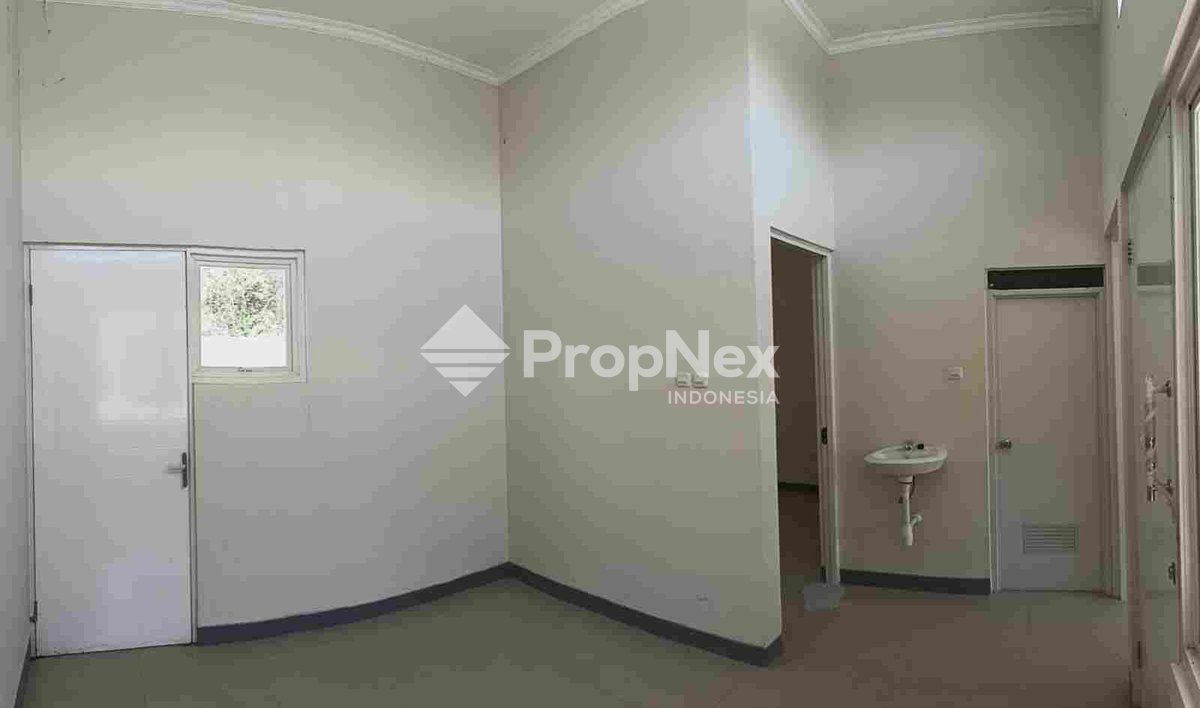 Rumah Baru Gress Selatan Surabaya — foto 4