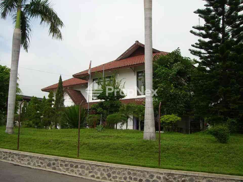 Tanah Dan Bangunan Tawang Pasuruan