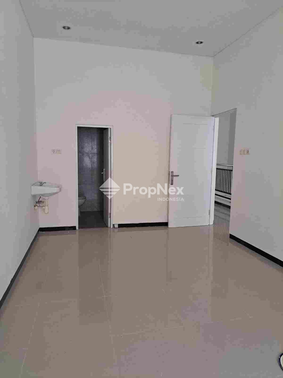 JUAL RUMAH BARU GRESS MULYOSARI — foto 2