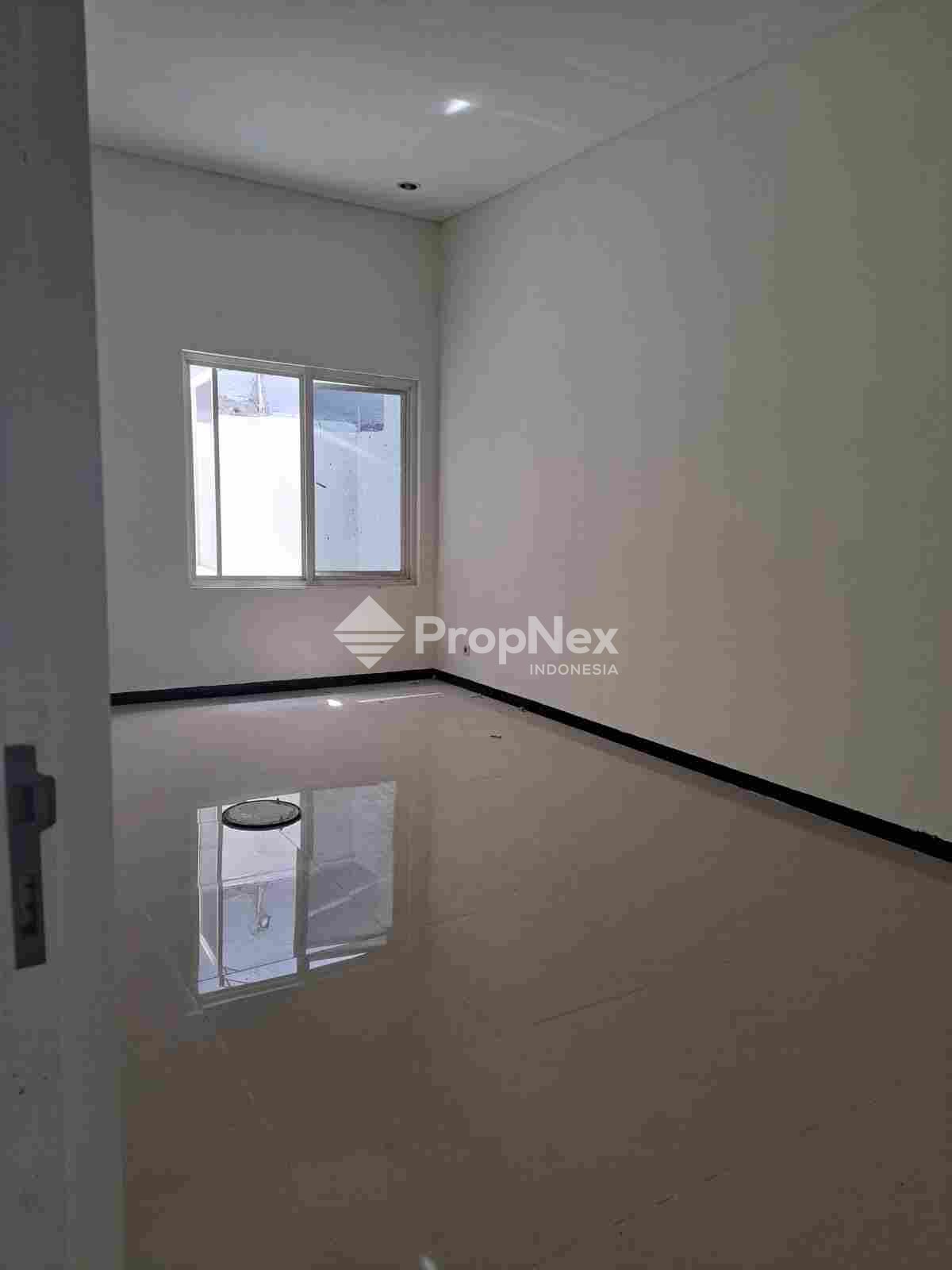 JUAL RUMAH BARU GRESS MULYOSARI — foto 3