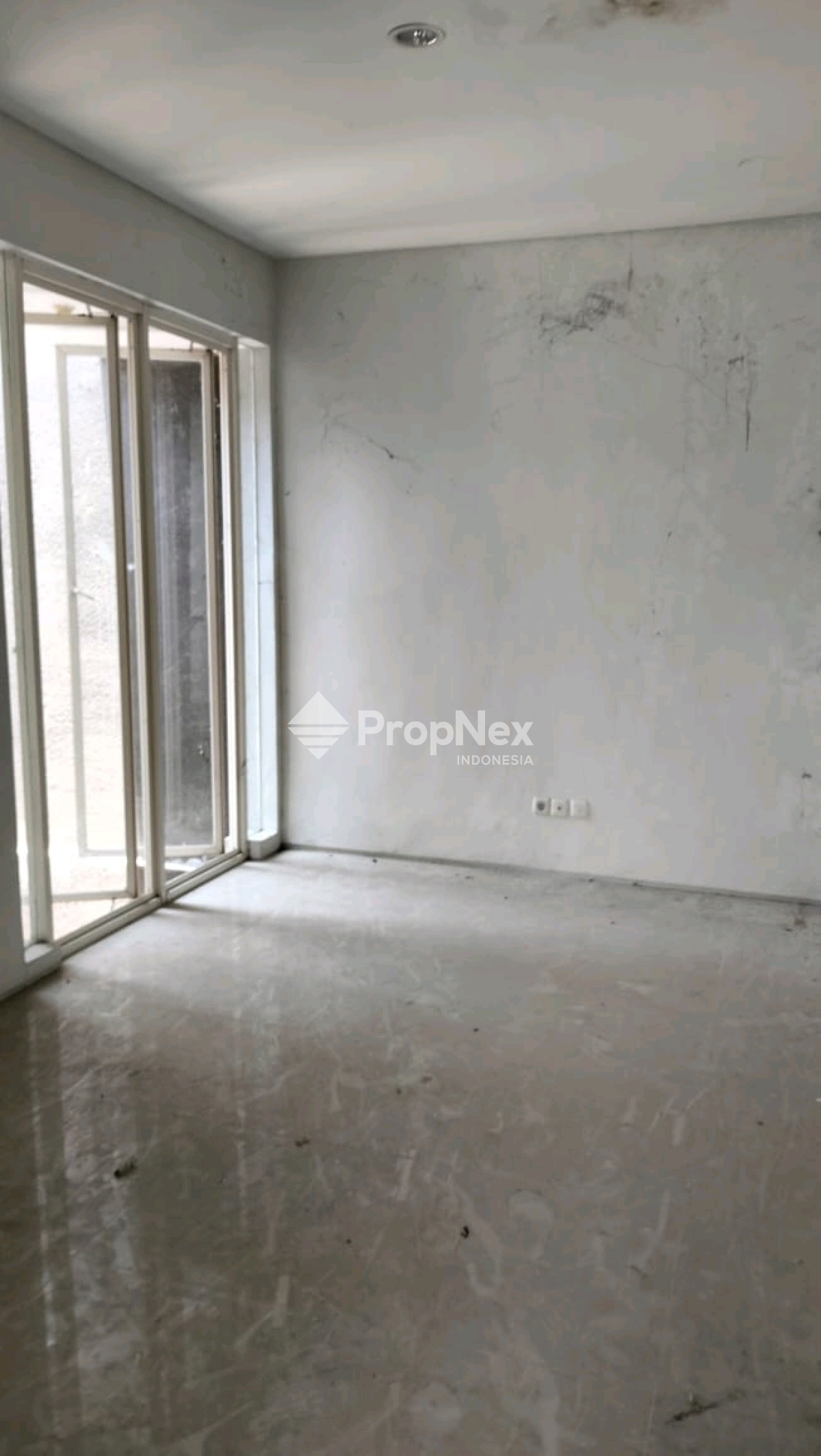 Turun Harga Rumah Royal Park Residence Lebar 8 — foto 2