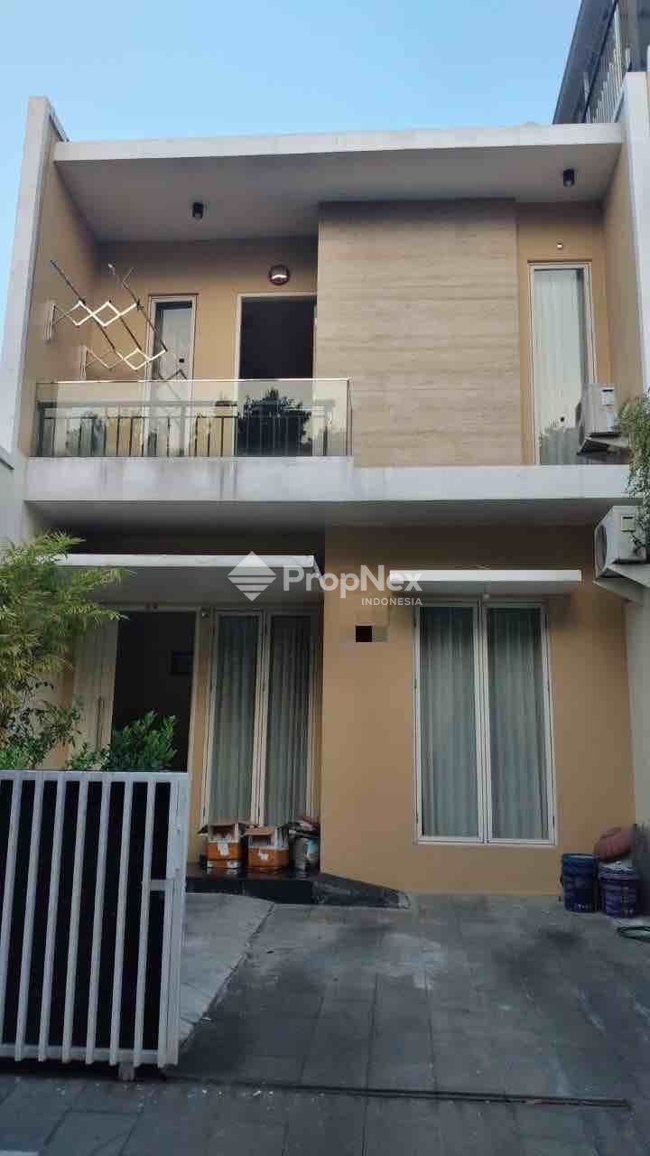 RMH DI VILLA VALENSIA PAKUWON INDAH