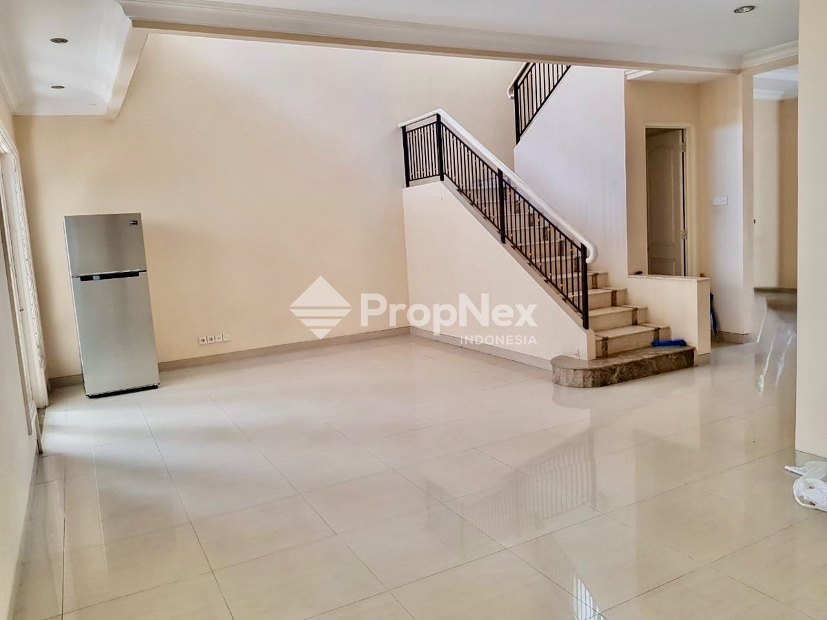 DIJUAL Rumah Wisata Bukit Mas 4KT WIYUNG DEKAT PAKUWON MALL — foto 4