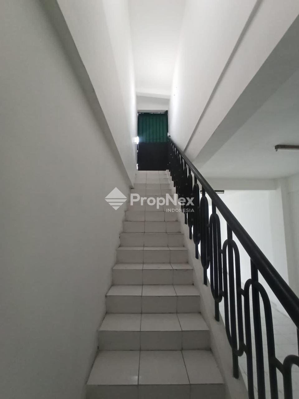 Ruko Raya Jemursari For Rent — foto 4