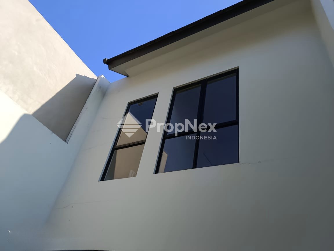 RUMAH BARU, CENTRAL PARK JUANDA dekat Griyo Mapan, bandara, McDonalds — foto 2