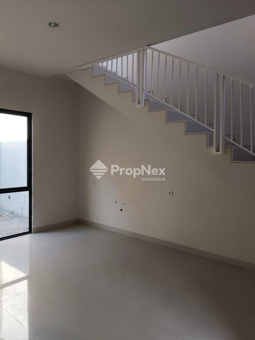 RUMAH BARU, CENTRAL PARK JUANDA dekat Griyo Mapan, bandara, McDonalds — foto 10