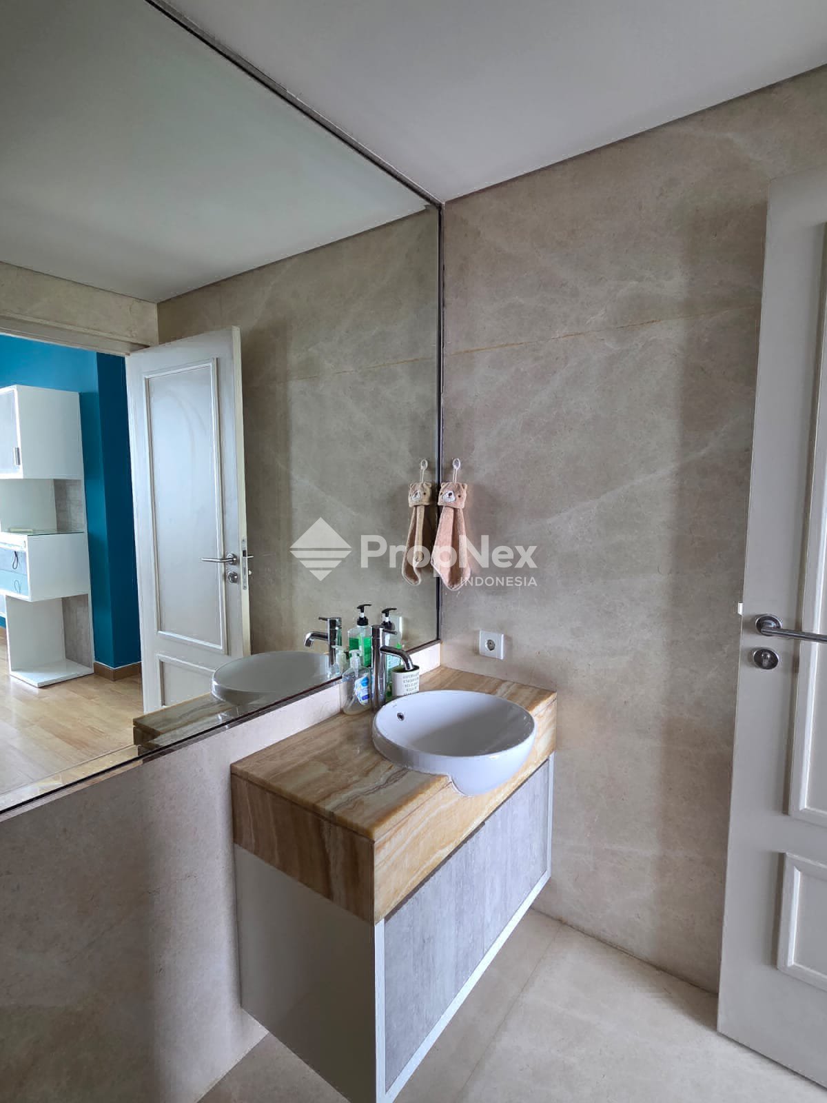 Disewakan Apartement The Peak 2BR — foto 3