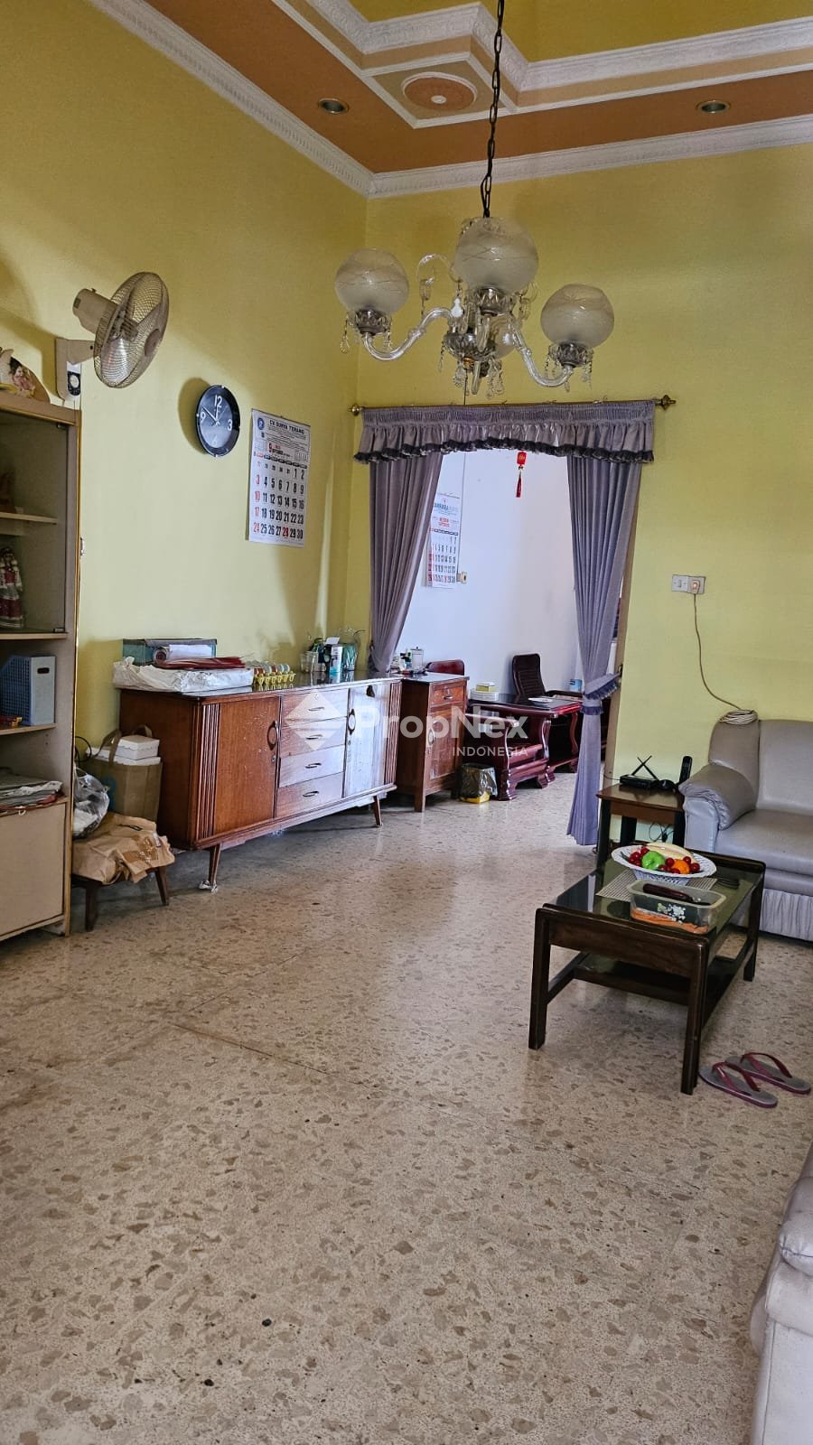 Surabaya Pusat Jl Ketupa Rumah Dengan Row Lebar