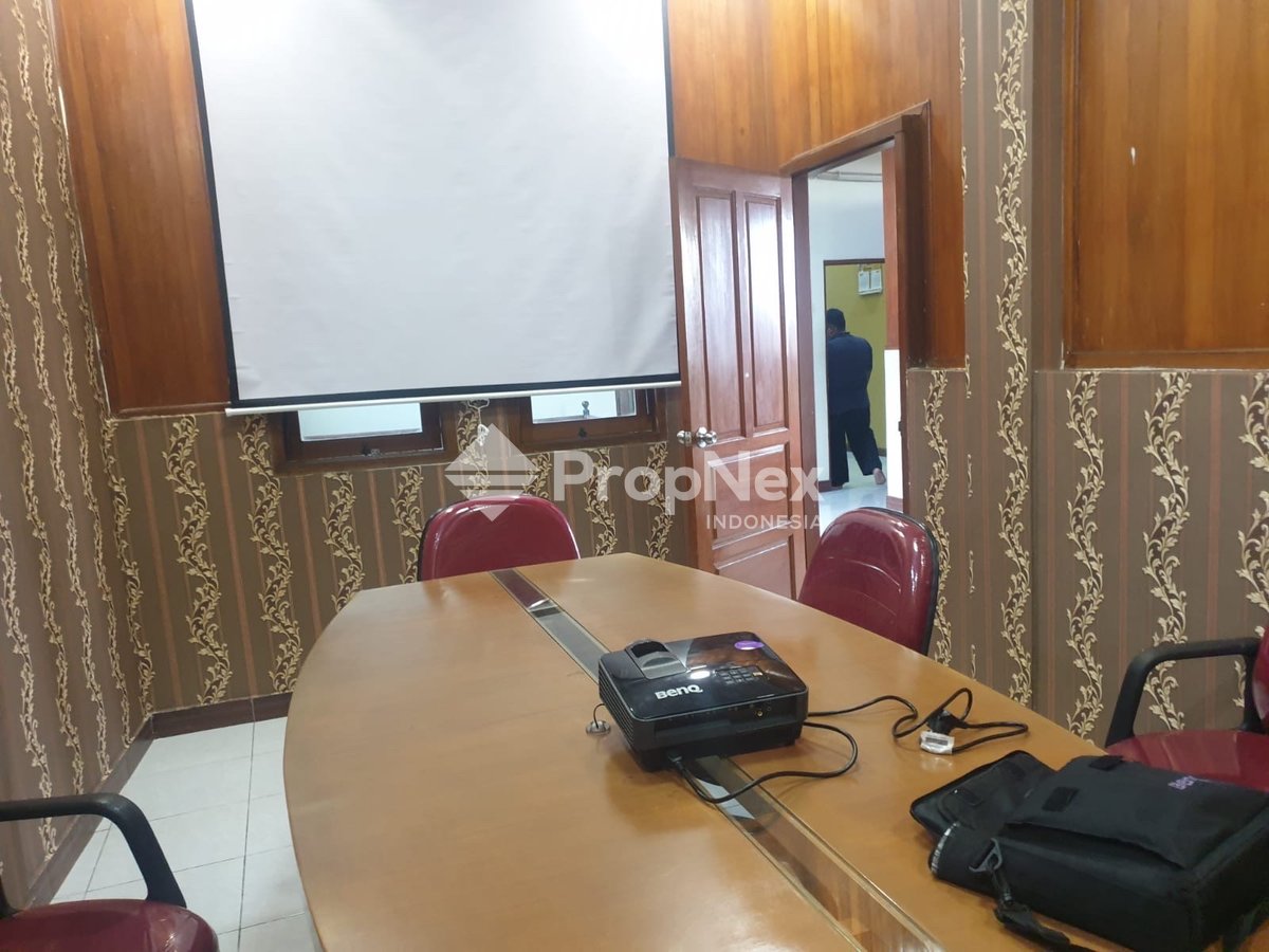 MURAH KANTOR RUMAH JL RAYA SAWANGAN