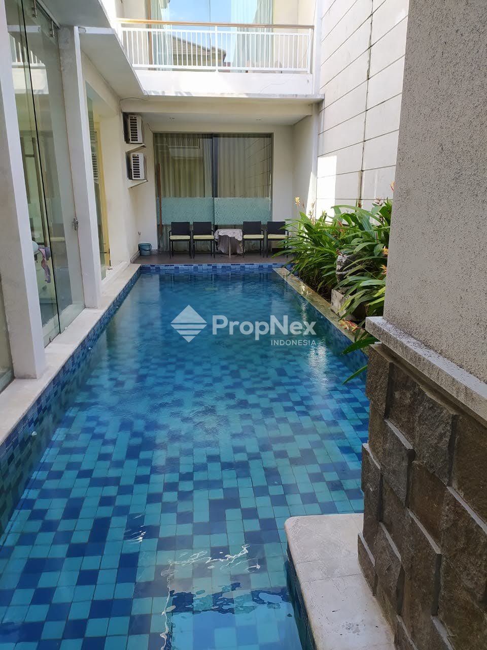 Rumah Dharmahusada Indah Double way