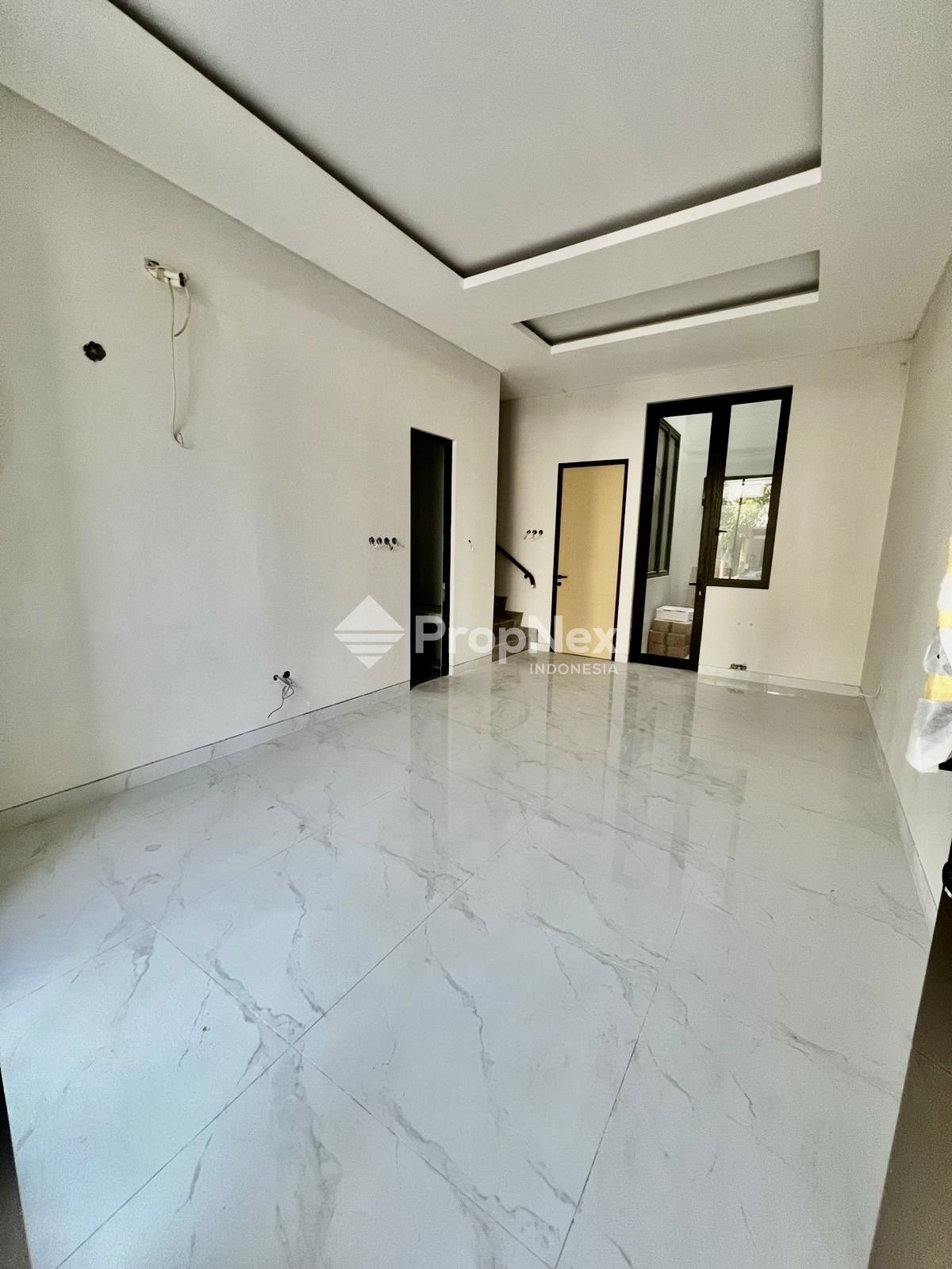DIJUAL RUMAH MOCA VRBANA DIAN ISTANA WIYUNG 2 LANTAI 3KT BARU MODERN — foto 2