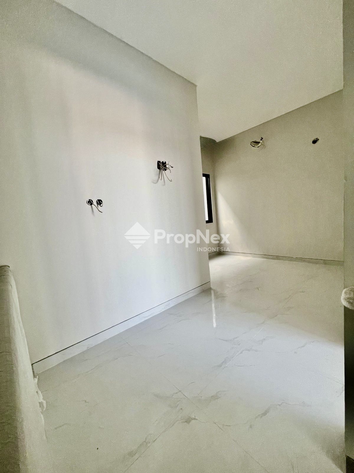 DIJUAL RUMAH MOCA VRBANA DIAN ISTANA WIYUNG 2 LANTAI 3KT BARU MODERN — foto 3