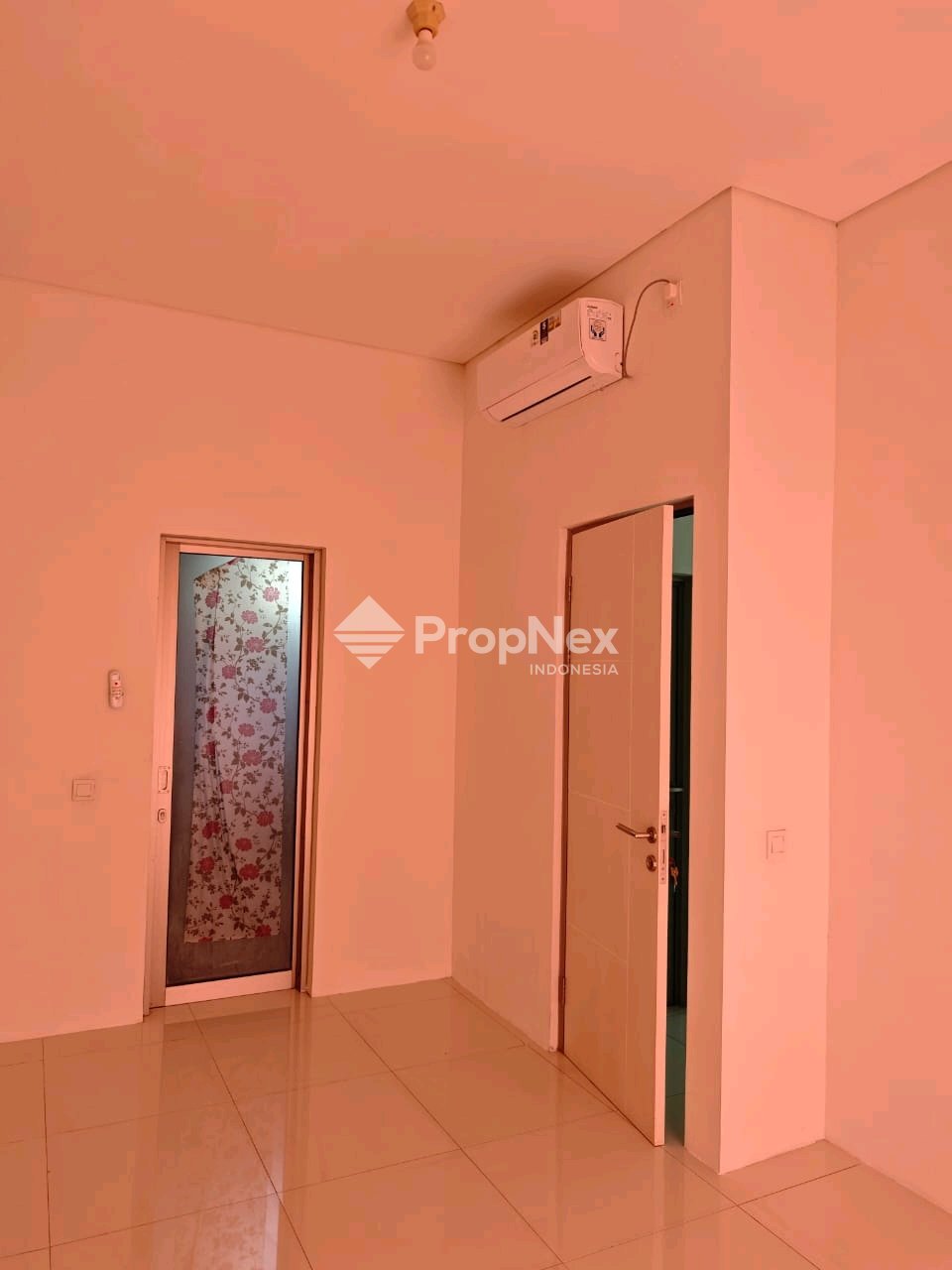 disewakan rumah greenland residence 3 kamar — foto 3