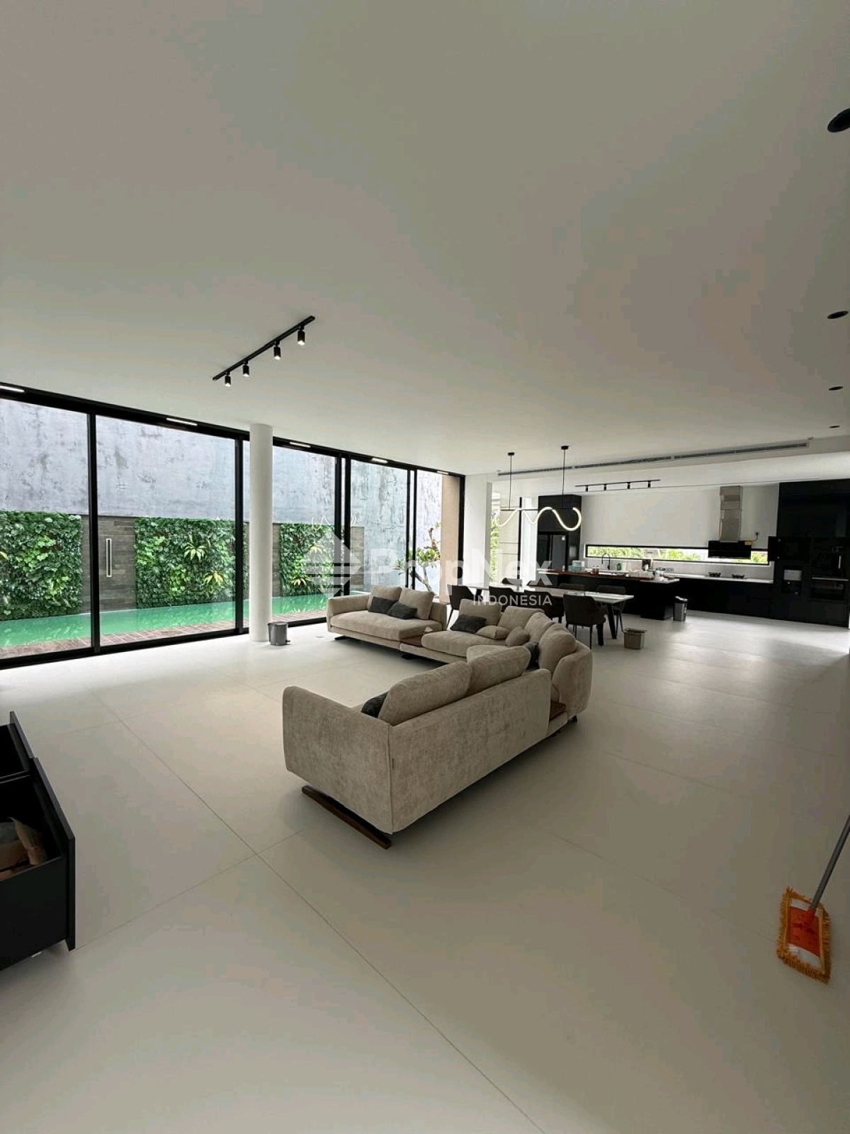 Rumah Citraland Utama New Minimalis Modern Kontemporer