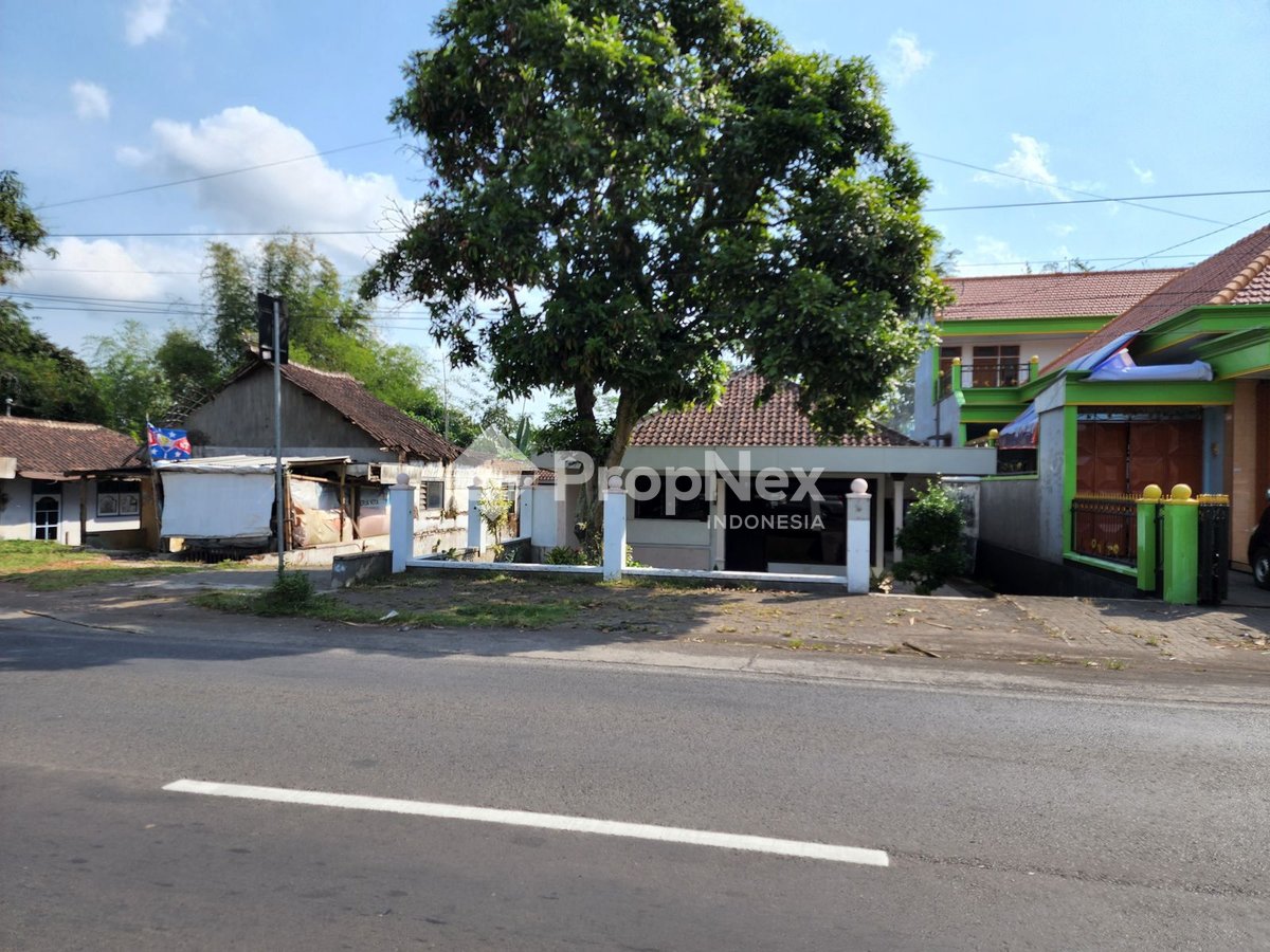 Raya Tambakrejo